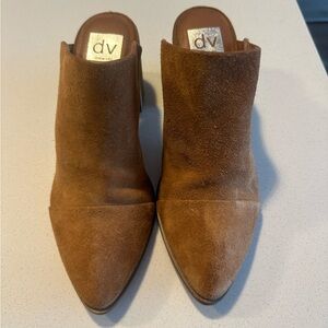 Dolce Vita Women's Tan Suede Mules